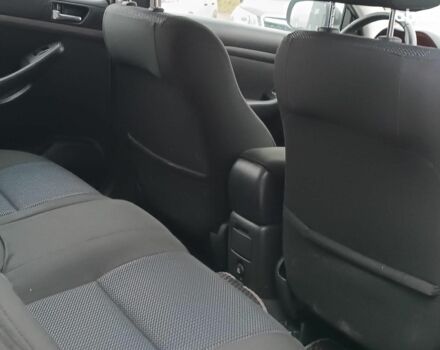 Серый Тойота Авенсис, объемом двигателя 2 л и пробегом 353 тыс. км за 6450 $, фото 39 на Automoto.ua