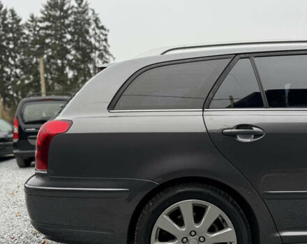 Серый Тойота Авенсис, объемом двигателя 2 л и пробегом 194 тыс. км за 7800 $, фото 31 на Automoto.ua