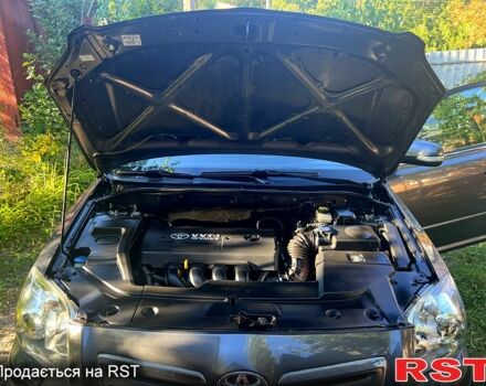 Серый Тойота Авенсис, объемом двигателя 1.8 л и пробегом 203 тыс. км за 7250 $, фото 4 на Automoto.ua