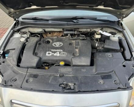 Сірий Тойота Авенсіс, об'ємом двигуна 2 л та пробігом 280 тис. км за 3500 $, фото 4 на Automoto.ua