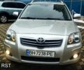 Серый Тойота Авенсис, объемом двигателя 2.2 л и пробегом 290 тыс. км за 6500 $, фото 1 на Automoto.ua