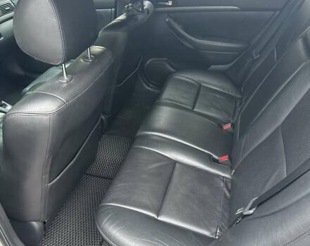 Серый Тойота Авенсис, объемом двигателя 2 л и пробегом 337 тыс. км за 6200 $, фото 17 на Automoto.ua