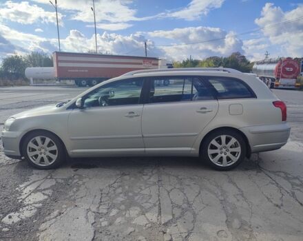 Серый Тойота Авенсис, объемом двигателя 2 л и пробегом 325 тыс. км за 5700 $, фото 5 на Automoto.ua