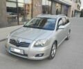 Серый Тойота Авенсис, объемом двигателя 2.2 л и пробегом 303 тыс. км за 6200 $, фото 1 на Automoto.ua