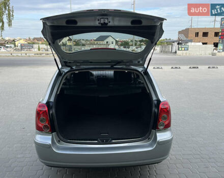 Сірий Тойота Авенсіс, об'ємом двигуна 1.8 л та пробігом 233 тис. км за 7700 $, фото 34 на Automoto.ua