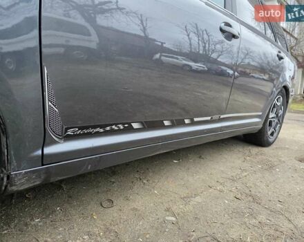 Серый Тойота Авенсис, объемом двигателя 2.2 л и пробегом 340 тыс. км за 3999 $, фото 4 на Automoto.ua