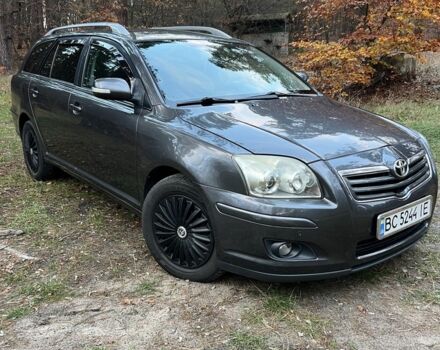 Серый Тойота Авенсис, объемом двигателя 1.8 л и пробегом 315 тыс. км за 5900 $, фото 3 на Automoto.ua