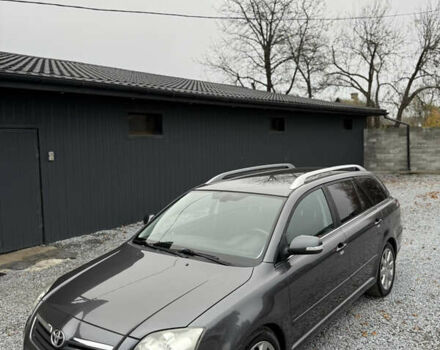 Серый Тойота Авенсис, объемом двигателя 2 л и пробегом 194 тыс. км за 7800 $, фото 5 на Automoto.ua