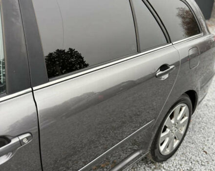 Серый Тойота Авенсис, объемом двигателя 2 л и пробегом 194 тыс. км за 7800 $, фото 52 на Automoto.ua