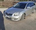 Серый Тойота Авенсис, объемом двигателя 2.2 л и пробегом 300 тыс. км за 5800 $, фото 3 на Automoto.ua