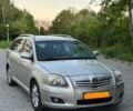 Серый Тойота Авенсис, объемом двигателя 2 л и пробегом 350 тыс. км за 2750 $, фото 1 на Automoto.ua