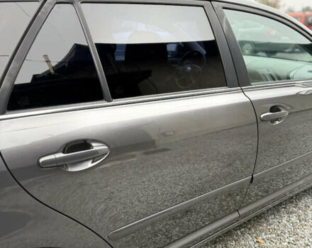 Серый Тойота Авенсис, объемом двигателя 2 л и пробегом 194 тыс. км за 7800 $, фото 59 на Automoto.ua