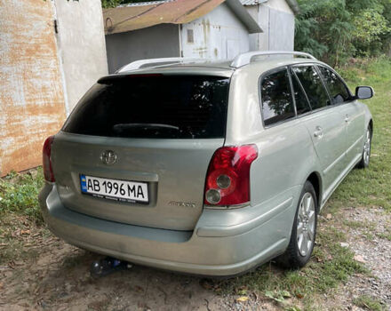 Серый Тойота Авенсис, объемом двигателя 1.79 л и пробегом 171 тыс. км за 7650 $, фото 2 на Automoto.ua