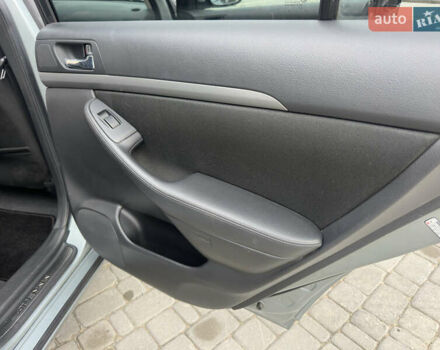 Серый Тойота Авенсис, объемом двигателя 1.8 л и пробегом 203 тыс. км за 7499 $, фото 33 на Automoto.ua