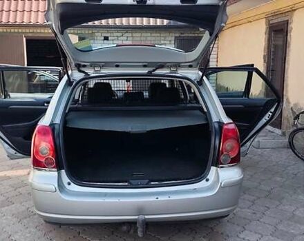 Сірий Тойота Авенсіс, об'ємом двигуна 2 л та пробігом 350 тис. км за 6500 $, фото 8 на Automoto.ua