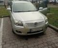 Серый Тойота Авенсис, объемом двигателя 2 л и пробегом 285 тыс. км за 6200 $, фото 2 на Automoto.ua