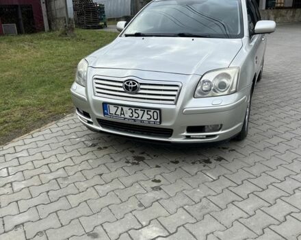 Серый Тойота Авенсис, объемом двигателя 2.2 л и пробегом 350 тыс. км за 2400 $, фото 2 на Automoto.ua