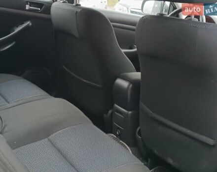 Сірий Тойота Авенсіс, об'ємом двигуна 2 л та пробігом 353 тис. км за 6450 $, фото 39 на Automoto.ua