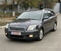 Серый Тойота Авенсис, объемом двигателя 2 л и пробегом 315 тыс. км за 3098 $, фото 1 на Automoto.ua