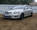 Серый Тойота Авенсис, объемом двигателя 2 л и пробегом 183 тыс. км за 7000 $, фото 4 на Automoto.ua