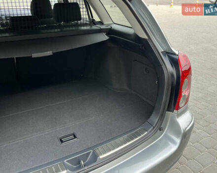 Сірий Тойота Авенсіс, об'ємом двигуна 1.8 л та пробігом 233 тис. км за 7700 $, фото 36 на Automoto.ua