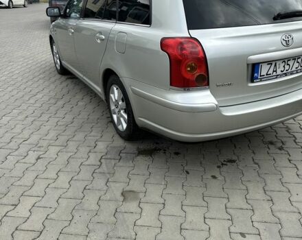 Серый Тойота Авенсис, объемом двигателя 2.2 л и пробегом 350 тыс. км за 2400 $, фото 5 на Automoto.ua