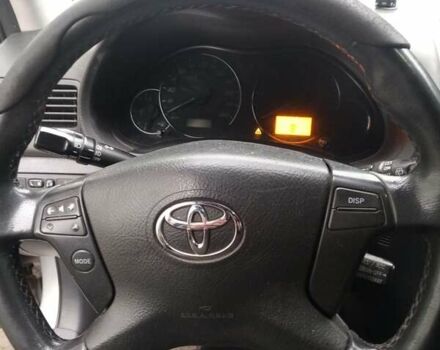 Серый Тойота Авенсис, объемом двигателя 2.2 л и пробегом 388 тыс. км за 6200 $, фото 2 на Automoto.ua