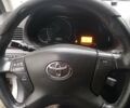 Серый Тойота Авенсис, объемом двигателя 2.2 л и пробегом 388 тыс. км за 6200 $, фото 2 на Automoto.ua
