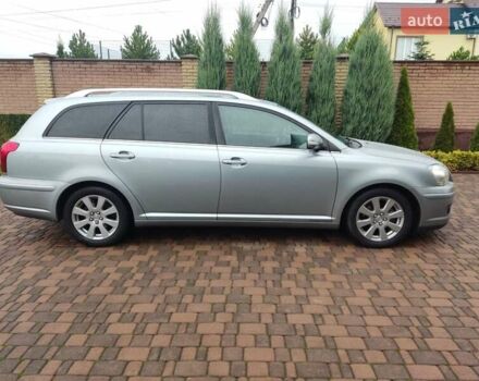 Серый Тойота Авенсис, объемом двигателя 1.8 л и пробегом 205 тыс. км за 7650 $, фото 8 на Automoto.ua