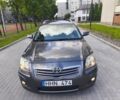 Серый Тойота Авенсис, объемом двигателя 2 л и пробегом 270 тыс. км за 1573 $, фото 1 на Automoto.ua