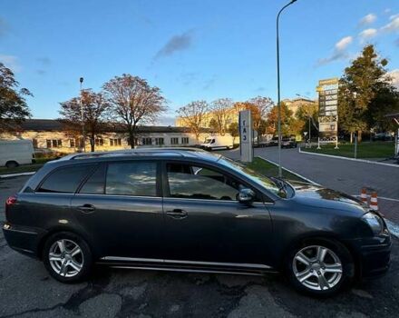 Серый Тойота Авенсис, объемом двигателя 2.23 л и пробегом 245 тыс. км за 5700 $, фото 9 на Automoto.ua