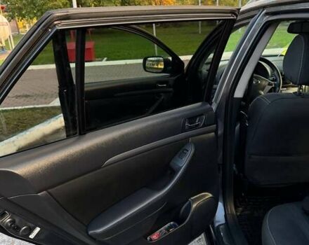 Серый Тойота Авенсис, объемом двигателя 2.23 л и пробегом 245 тыс. км за 5700 $, фото 5 на Automoto.ua