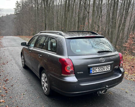 Серый Тойота Авенсис, объемом двигателя 2 л и пробегом 264 тыс. км за 5600 $, фото 4 на Automoto.ua