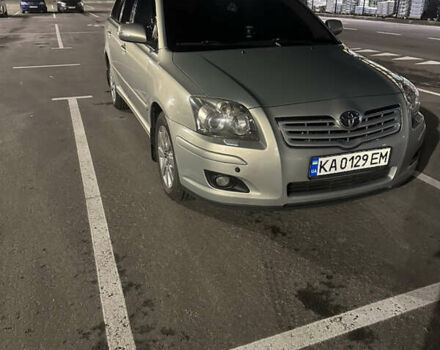 Серый Тойота Авенсис, объемом двигателя 2 л и пробегом 243 тыс. км за 6850 $, фото 7 на Automoto.ua