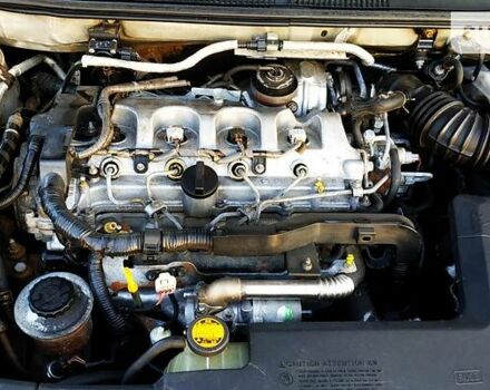 Сірий Тойота Авенсіс, об'ємом двигуна 2 л та пробігом 278 тис. км за 6750 $, фото 33 на Automoto.ua