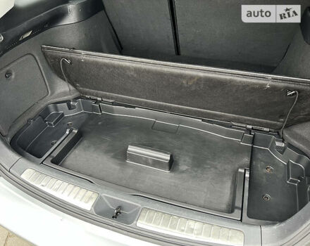 Серый Тойота Авенсис, объемом двигателя 2.2 л и пробегом 267 тыс. км за 7200 $, фото 59 на Automoto.ua