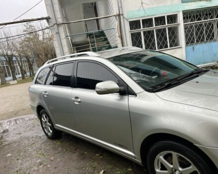 Серый Тойота Авенсис, объемом двигателя 2 л и пробегом 292 тыс. км за 6750 $, фото 1 на Automoto.ua