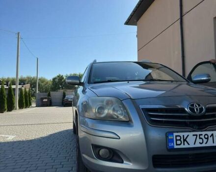 Серый Тойота Авенсис, объемом двигателя 2.23 л и пробегом 258 тыс. км за 6600 $, фото 3 на Automoto.ua