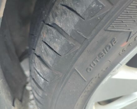 Серый Тойота Авенсис, объемом двигателя 2 л и пробегом 325 тыс. км за 5700 $, фото 18 на Automoto.ua