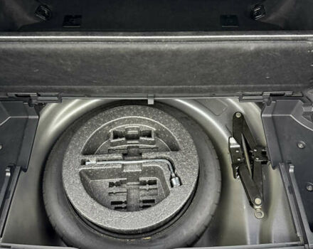 Серый Тойота Авенсис, объемом двигателя 2 л и пробегом 194 тыс. км за 7800 $, фото 122 на Automoto.ua