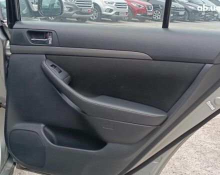 Серый Тойота Авенсис, объемом двигателя 2 л и пробегом 353 тыс. км за 6450 $, фото 36 на Automoto.ua