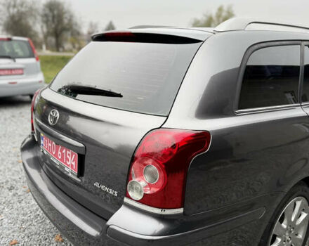 Серый Тойота Авенсис, объемом двигателя 2 л и пробегом 194 тыс. км за 7800 $, фото 57 на Automoto.ua