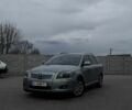 Серый Тойота Авенсис, объемом двигателя 2 л и пробегом 313 тыс. км за 6000 $, фото 1 на Automoto.ua