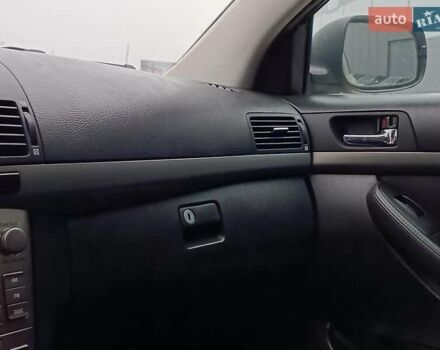 Сірий Тойота Авенсіс, об'ємом двигуна 2 л та пробігом 353 тис. км за 6450 $, фото 28 на Automoto.ua