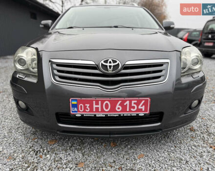 Серый Тойота Авенсис, объемом двигателя 2 л и пробегом 194 тыс. км за 7800 $, фото 24 на Automoto.ua