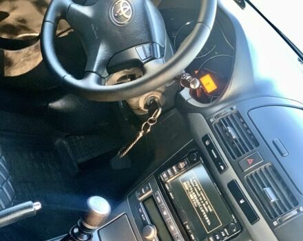 Сірий Тойота Авенсіс, об'ємом двигуна 2 л та пробігом 194 тис. км за 5500 $, фото 22 на Automoto.ua