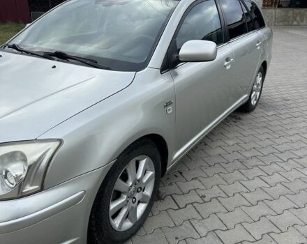 Серый Тойота Авенсис, объемом двигателя 2.2 л и пробегом 350 тыс. км за 2400 $, фото 3 на Automoto.ua