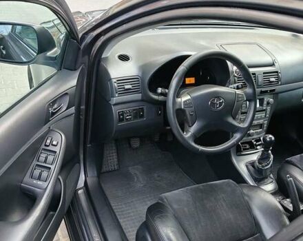 Сірий Тойота Авенсіс, об'ємом двигуна 2.2 л та пробігом 335 тис. км за 6950 $, фото 31 на Automoto.ua