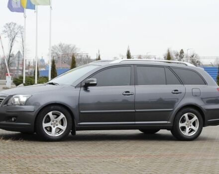 Серый Тойота Авенсис, объемом двигателя 2 л и пробегом 300 тыс. км за 8500 $, фото 12 на Automoto.ua
