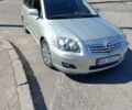 Серый Тойота Авенсис, объемом двигателя 1.8 л и пробегом 223 тыс. км за 6700 $, фото 1 на Automoto.ua